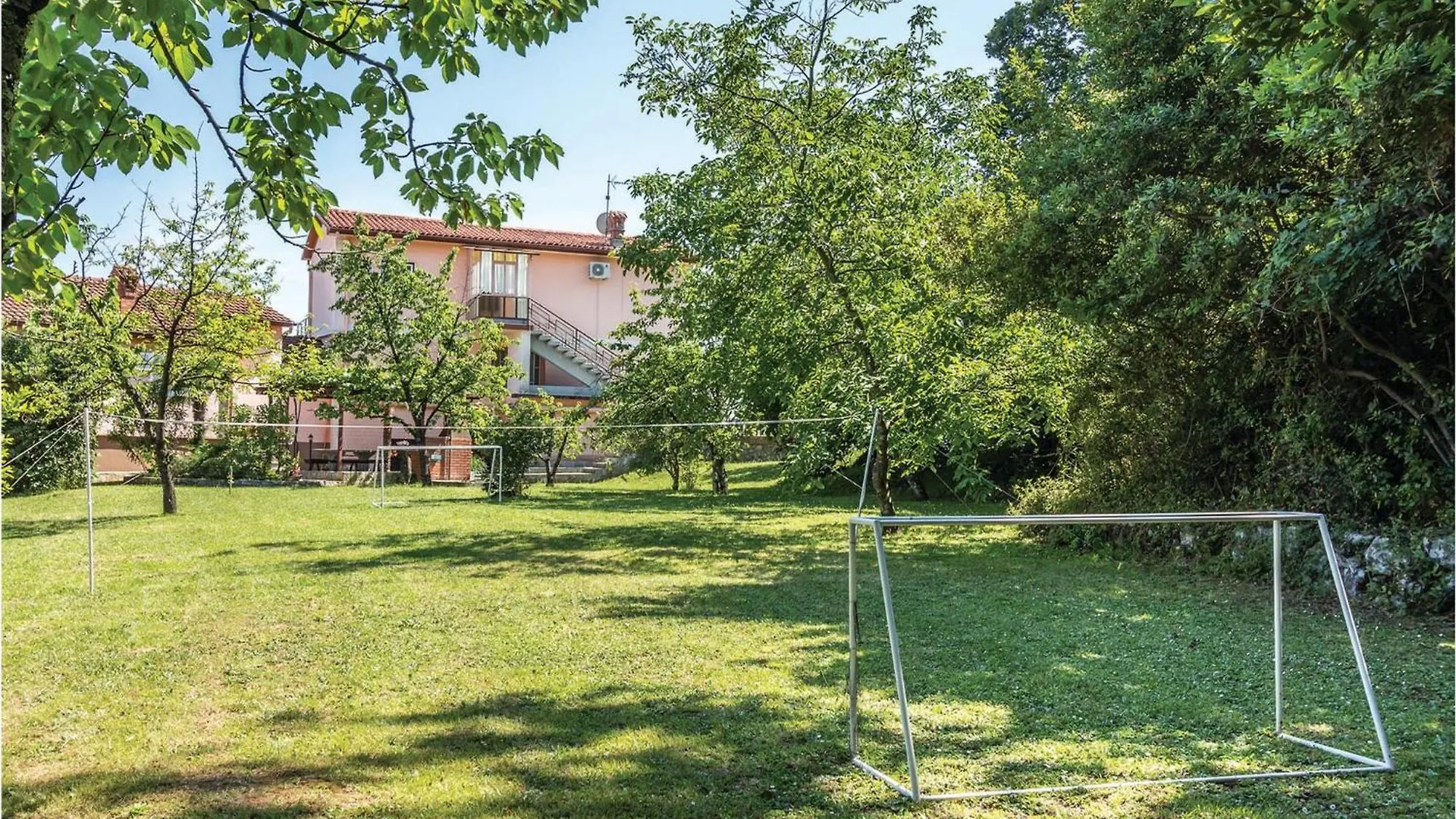 Cozy Apartment In Lovran With Kitchen Croatia
