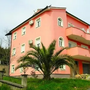  Apartment Eni