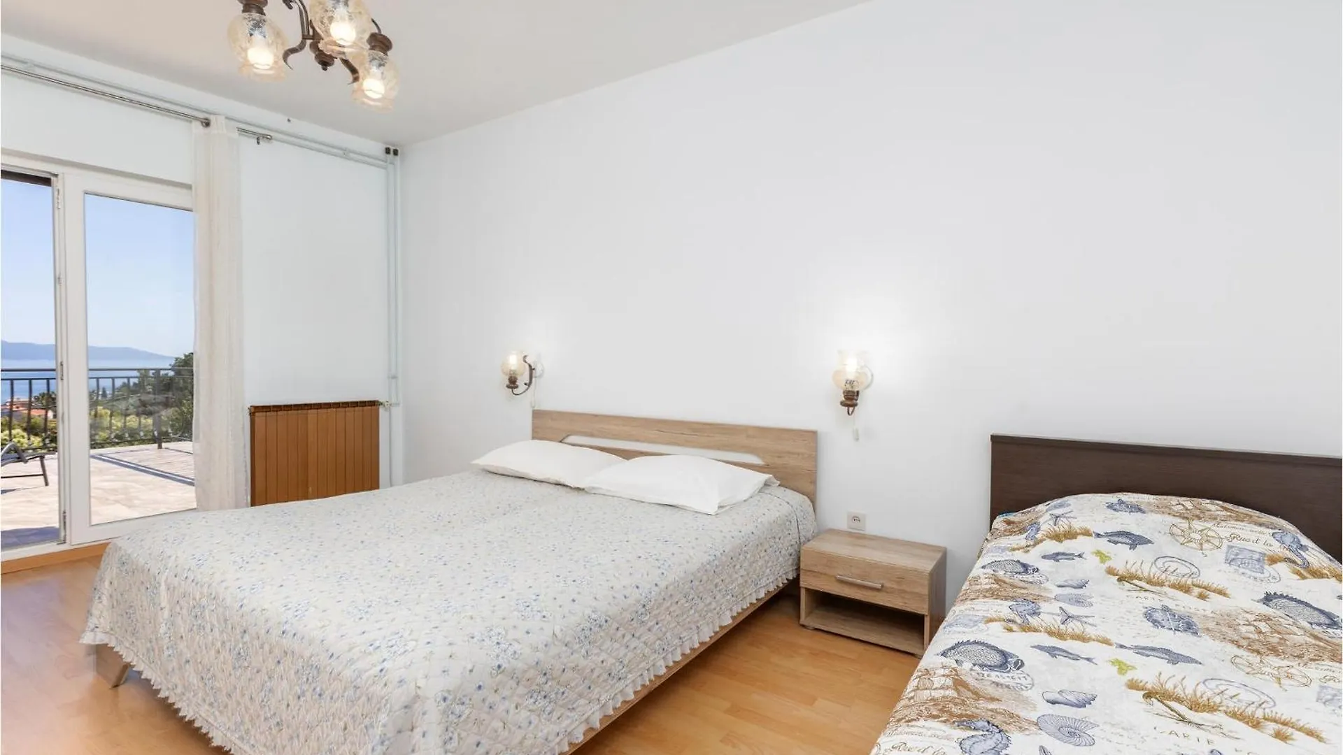 Cozy Apartment In Lovran With Kitchen